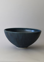 Extra Large Essential Serving Bowl in Combed Ink - Victoria Morris